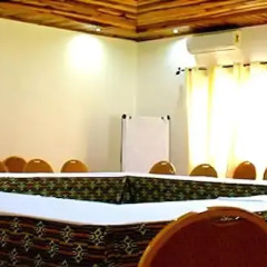 Отель Rainforest Lodge Гана, Мори - отзывы, цены и фото номеров - забронировать отель Rainforest Lodge онлайн помещение для мероприятий