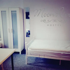 Отель MoonRiver Inn Варшава детские мероприятия