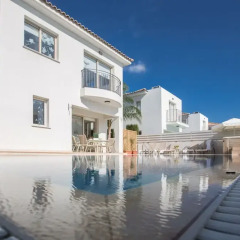 Отель Cyprus Villa Palm 17 Gold Протарас приотельная территория
