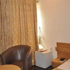 Solitude Hotel Yaba Лагос удобства в номере