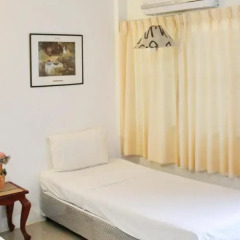 Отель JJ Inn