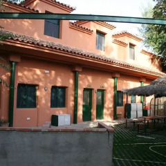 Layos Hostel - Camp интерьер отеля