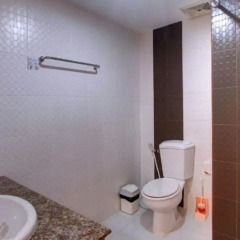 The Galiness International Backpacker Hostel Phuket ванная