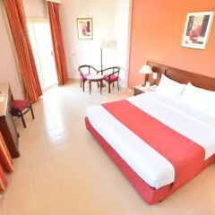 Отель Hawaii Riviera Club Aqua Park Resort - Families and Couples only комната для гостей фото 5