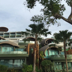 Отель Crest Resort & Pool Villas бассейн фото 2