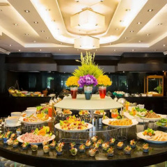 Chaophya Park Hotel питание