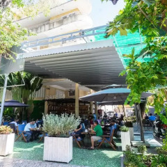 T78 Hotel бассейн