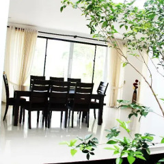 Отель Hill Country Holiday Bungalow