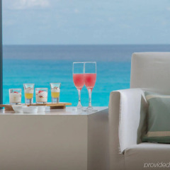 Отель Now Emerald Cancun (ex.Grand Oasis Sens) Мексика, Канкун - отзывы, цены и фото номеров - забронировать отель Now Emerald Cancun (ex.Grand Oasis Sens) онлайн балкон