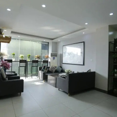 Отель Suji Residence фитнесс-зал