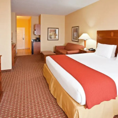 Holiday Inn Express Hotel & Suites Jasper комната для гостей фото 5