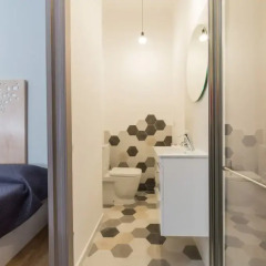 Отель ApartEasy Family Ciutadella Park Барселона спа