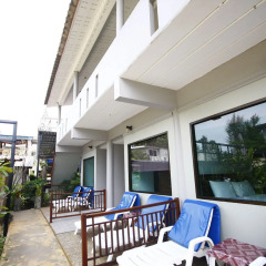 Отель Rimlay Bungalow балкон