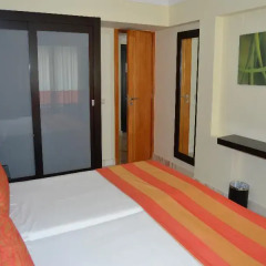 Hotel Topazio сейф в номере