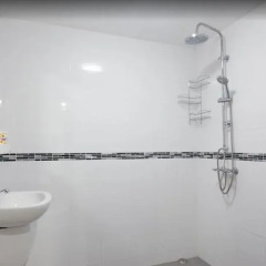 Pathaya Place Kata Hotel ванная