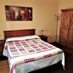 Отель Casa Rural La Dehesa сейф в номере