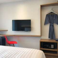 Отель Vela Bangkok Бангкок сейф в номере