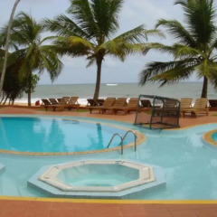 Отель Induruwa Beach Resort Шри-Ланка, Бентота - отзывы, цены и фото номеров - забронировать отель Induruwa Beach Resort онлайн бассейн фото 2