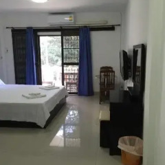 Отель Rosie's Bar And Guesthouse Паттайя комната для гостей фото 4