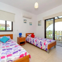 Отель Artemis Villa 6 детские мероприятия
