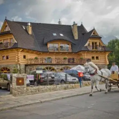 Отель Pensjonat Zakopianski Dwór фото 9