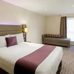 Отель Premier Inn Manchester Trafford Centre North комната для гостей фото 4