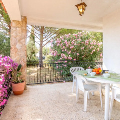 Отель Holiday Home People I Курорт Росес балкон