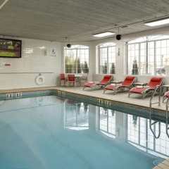 Отель Holiday Inn Bloomington W Msp Airport Area Блумингтон бассейн фото 3