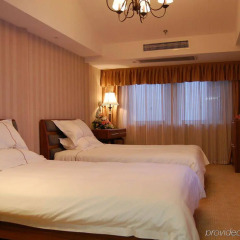 Отель Royal Garden Inn комната для гостей фото 4