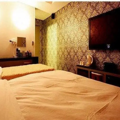 Happy Tears Hotel сейф в номере