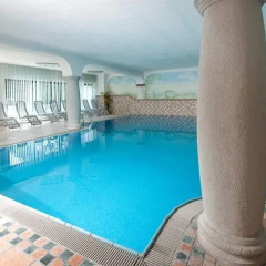 Отель Ferienclub Breitenbergerhof Италия, Чермес - отзывы, цены и фото номеров - забронировать отель Ferienclub Breitenbergerhof онлайн бассейн