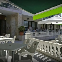 Отель Hostal Isla Playa Испания, Арнуэро - отзывы, цены и фото номеров - забронировать отель Hostal Isla Playa онлайн питание