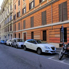 Отель Colosseum Area - My Extra Home парковка