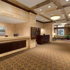 Отель Coast Plaza Hotel and Suites Канада, Ванкувер - отзывы, цены и фото номеров - забронировать отель Coast Plaza Hotel and Suites онлайн интерьер отеля фото 2