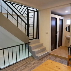 Отель Np House Бангкок интерьер отеля
