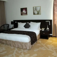Отель Golden Tulip Ibadan комната для гостей фото 3