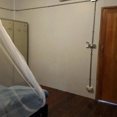 Monkey Cave - Hostel Бангкок удобства в номере