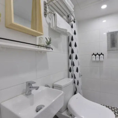Отель Mono House Hongdae 5 Южная Корея, Сеул - отзывы, цены и фото номеров - забронировать отель Mono House Hongdae 5 онлайн ванная