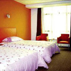 Отель Motel 168 North Tianhe Road комната для гостей фото 2