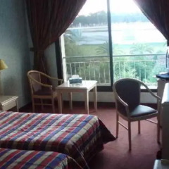 Hotel Oumlil удобства в номере