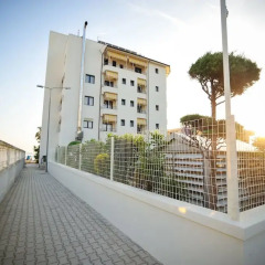Iliria Internacional Hotel городской автобус