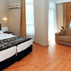 Azak Hotel сейф в номере
