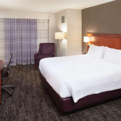 Отель Canopy By Hilton Washington DC Embassy Row США, Вашингтон - отзывы, цены и фото номеров - забронировать отель Canopy By Hilton Washington DC Embassy Row онлайн комната для гостей фото 2