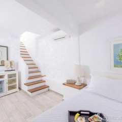 Отель Aqua Luxury Suites сауна