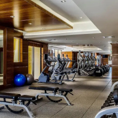 Отель Hilton Dubai The Walk фитнесс-зал фото 3