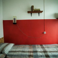 Гостиница Kinohostel Petya i Volk сейф в номере