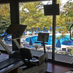 Отель Montana Pine Resort - All Inclusive фитнесс-зал фото 2