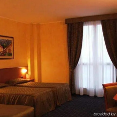Point Hotel Conselve Консельве комната для гостей фото 5