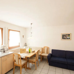 Отель Appartements Kirchtalhof Лана комната для гостей фото 5