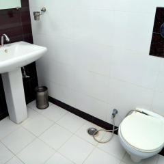 Отель OYO Rooms MG Road Raipur ванная фото 2